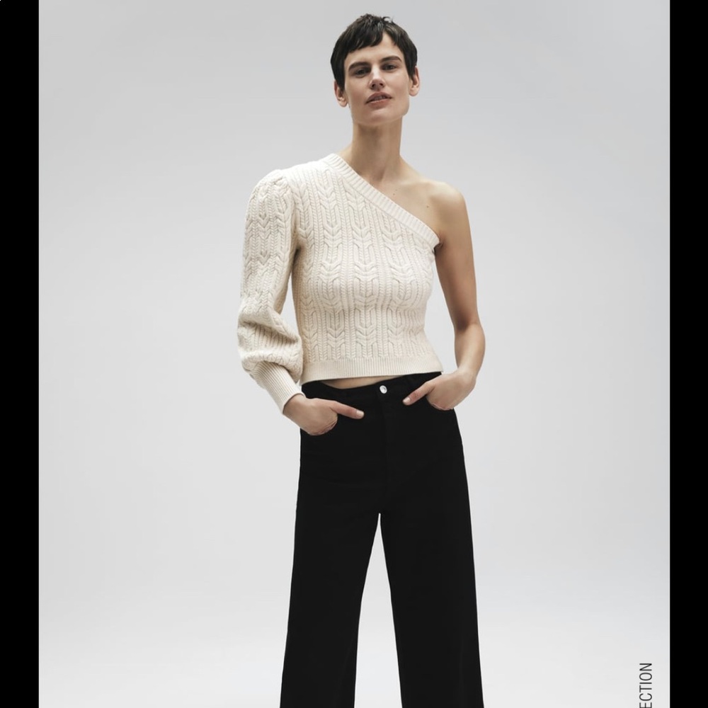ZARA CREAM WHITE ASYMMETRIC KNIT SWEATER SMALL - Picture 3 of 6